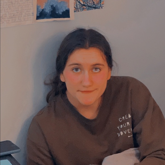 Meet your Posher, Jessica - Picture 1 of 1